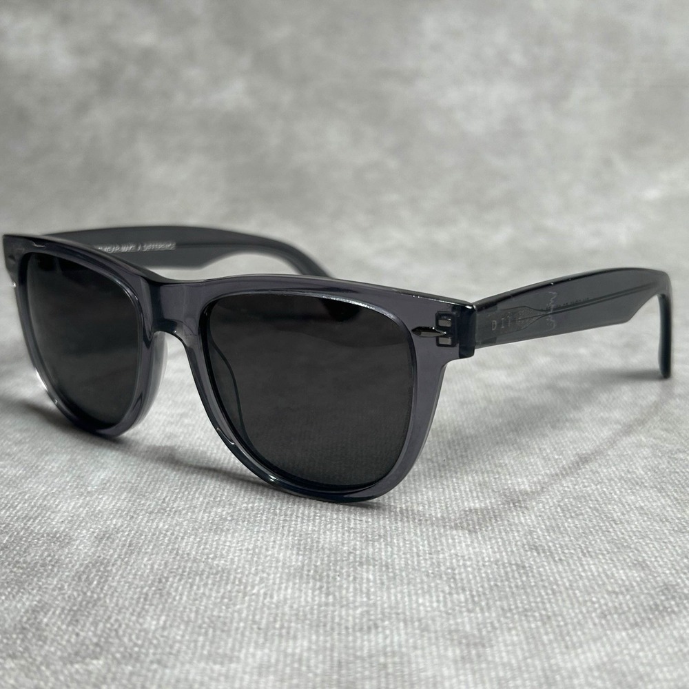 Diff Eyewear Grey Translucent Sunglasses Sm-Gr45 … - image 1